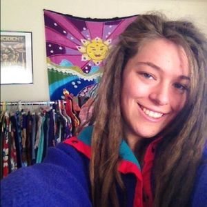 Meet your Posher, Kelly